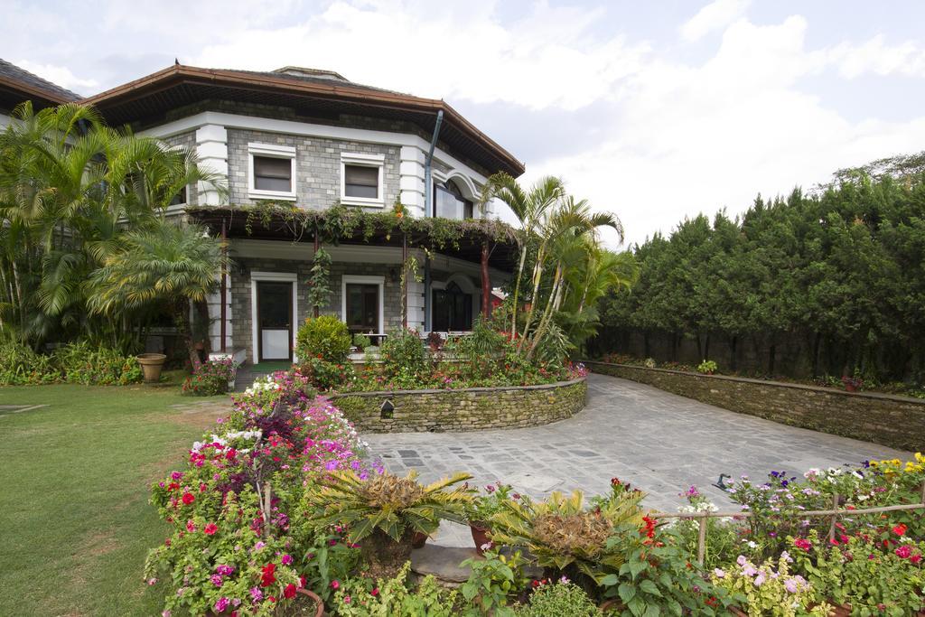 Hotel Trek-O-Tel Pokhara Esterno foto