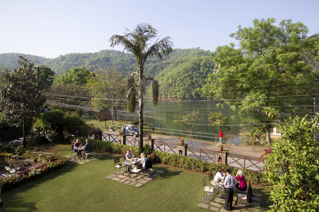 Hotel Trek-O-Tel Pokhara Esterno foto