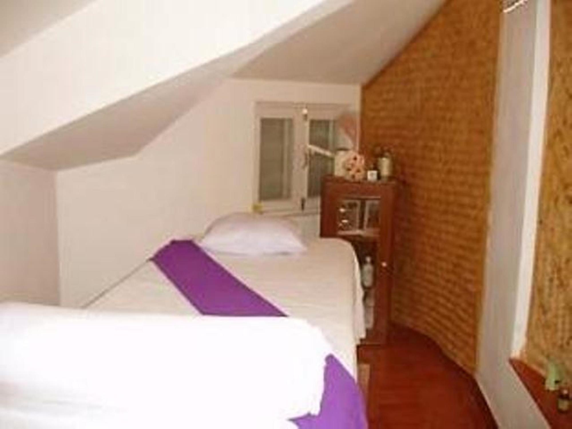 Hotel Trek-O-Tel Pokhara Esterno foto