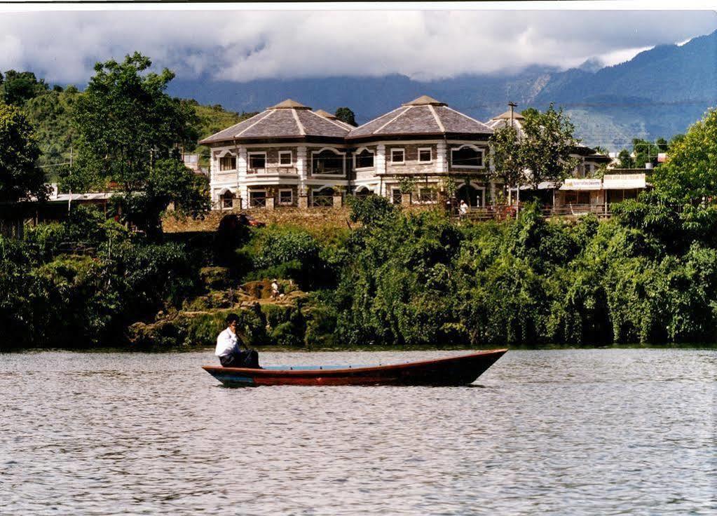 Hotel Trek-O-Tel Pokhara Esterno foto